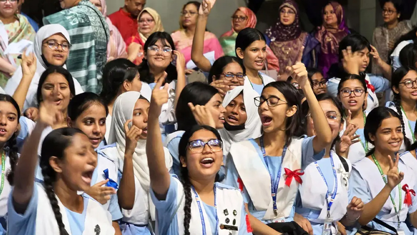 এইচএসসি ও সমমানের ফল প্রকাশ; পাসের হার ৫২.১২ শতাংশ